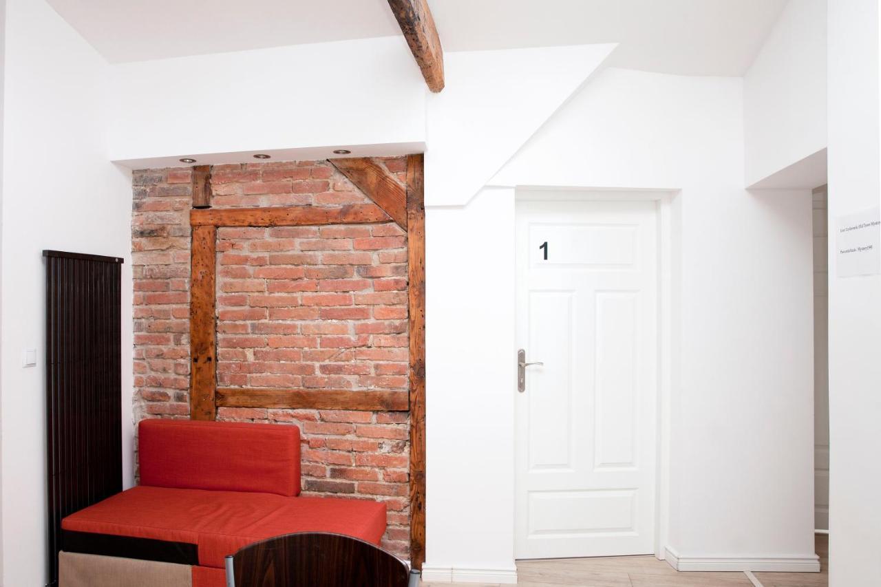 Old Town Mystery- Apartment